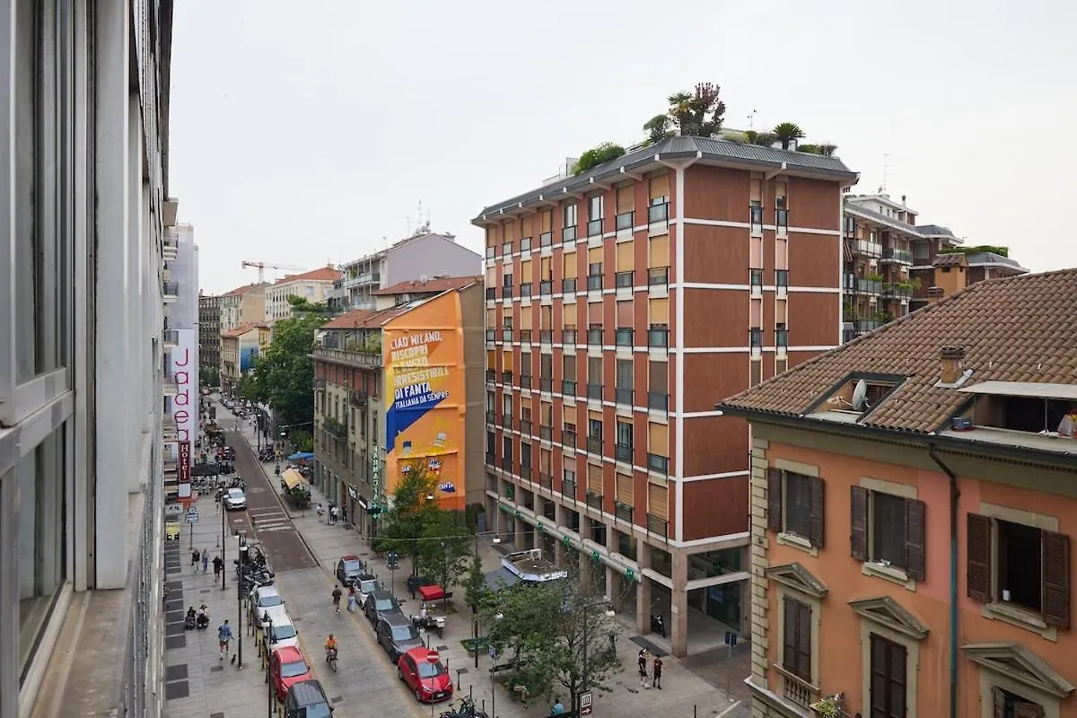 Corso Garibaldi Shopping Center, Art E Shopping Apartment Milan