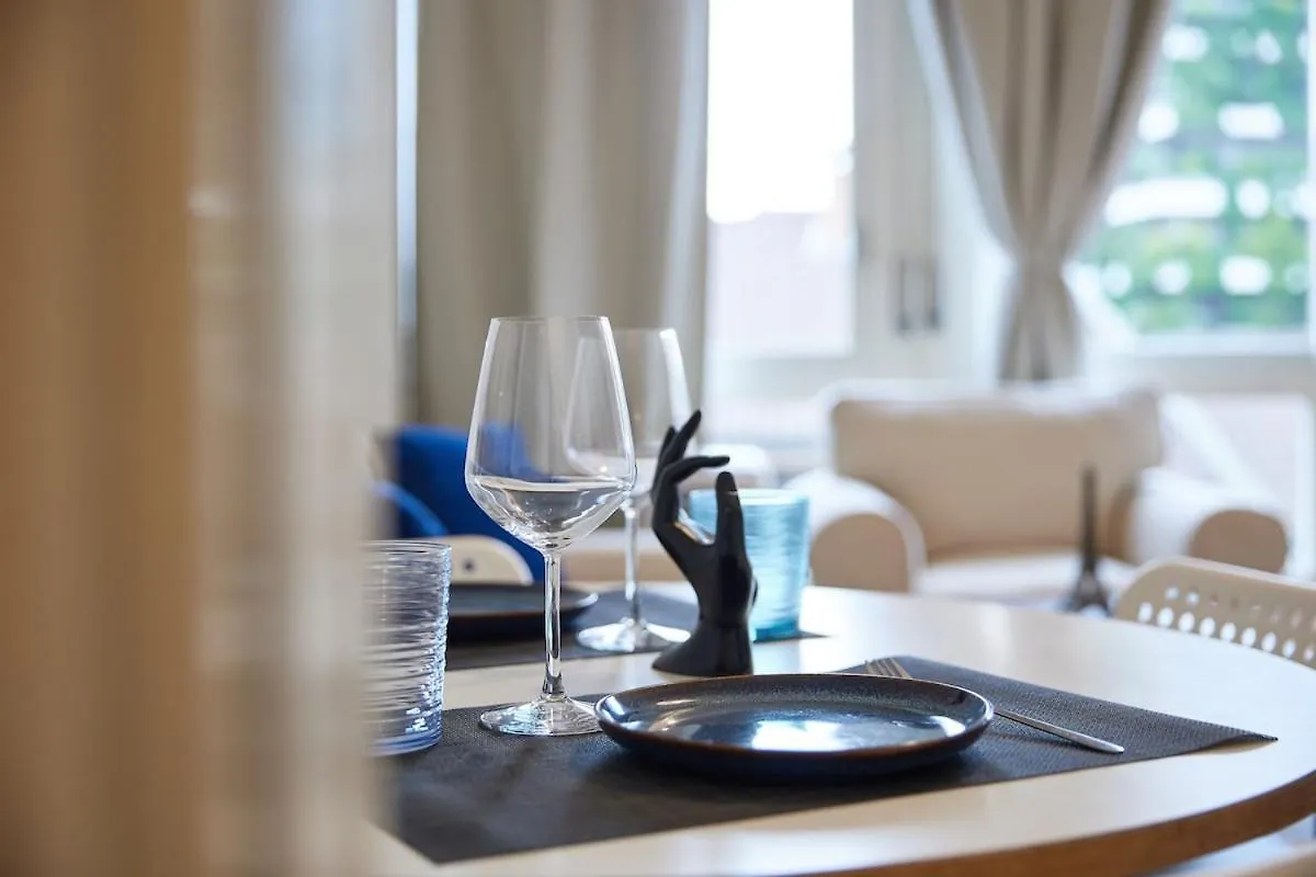 Corso Garibaldi Shopping Center, Art E Shopping Apartment Milan Italy